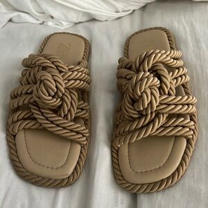 Zara slides